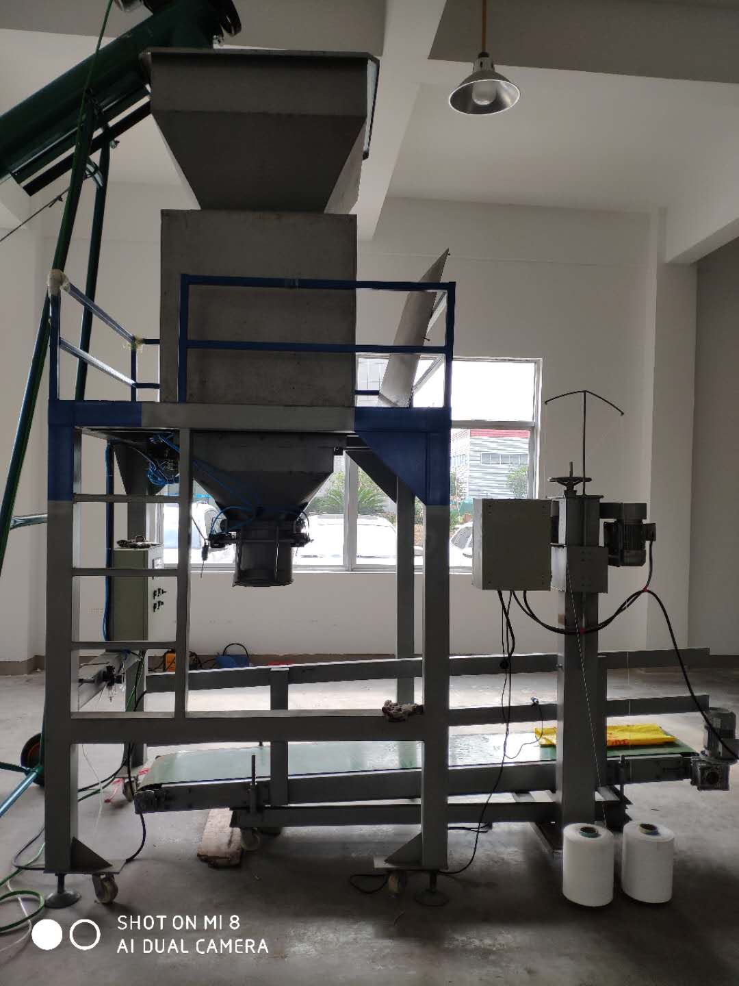 東北水稻包裝機(jī)，灌袋機(jī)