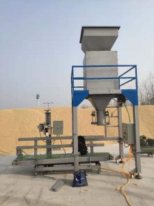 河南小麥麥種灌袋機(jī)